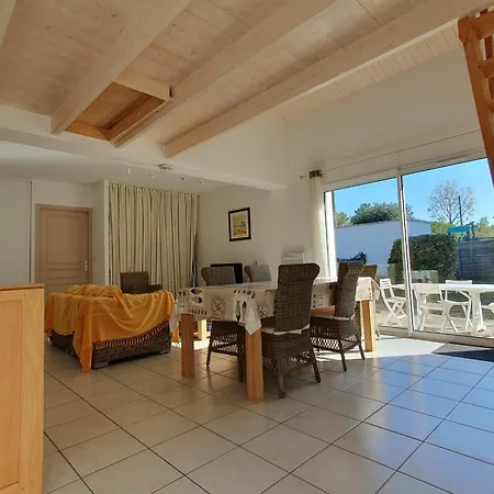 Spacieuse Proche Plage, 5 Pers, Jardin Privatif - Fr-1-476-110 * La Faute-sur-Mer